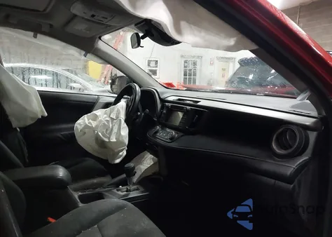 2017 Toyota Rav4 Xle из США, поврежденный, VIN 2T3WFREV5HW327003